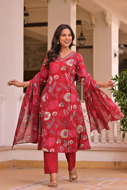 Vaaliyan Heritage Crimson Floral Anarkali Suit with Lace Detail