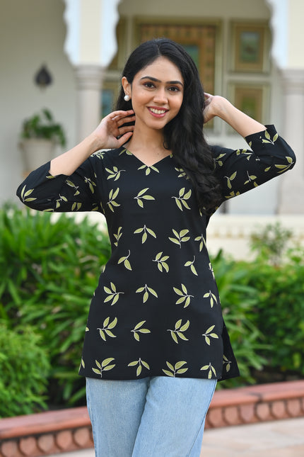 Women's Black Leaf Print V-Neck Casual Top – Elegant Everyday Wear