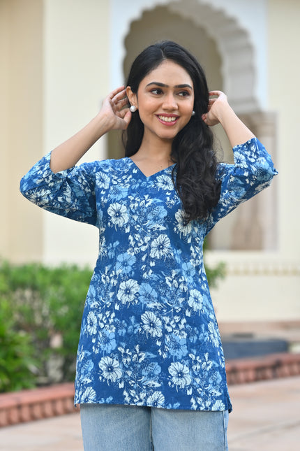 Blue Floral Printed V-Neck Top for Women – Elegant Casual Wear