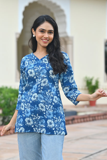 Blue Floral Printed V-Neck Top for Women – Elegant Casual Wear