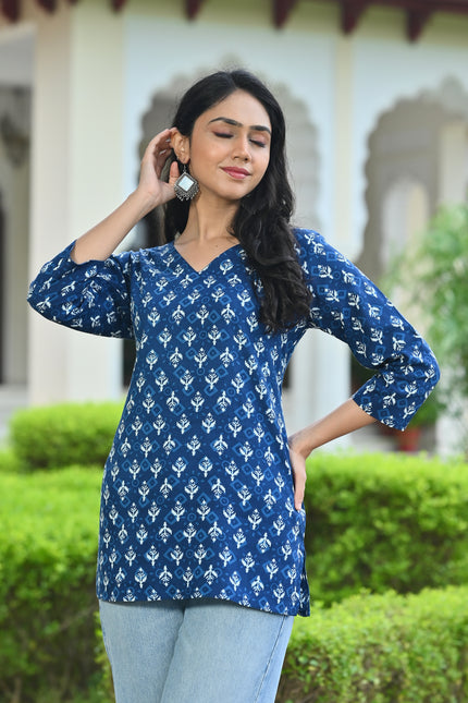 Women's Indigo Blue Printed V-Neck Casual Top – Stylish Everyday Wear