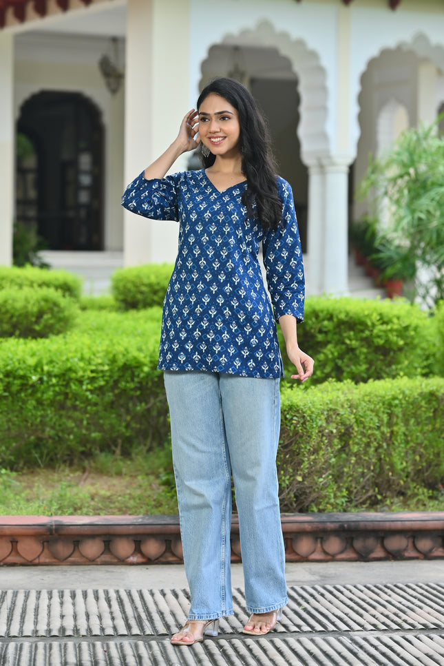 Women's Indigo Blue Printed V-Neck Casual Top – Stylish Everyday Wear
