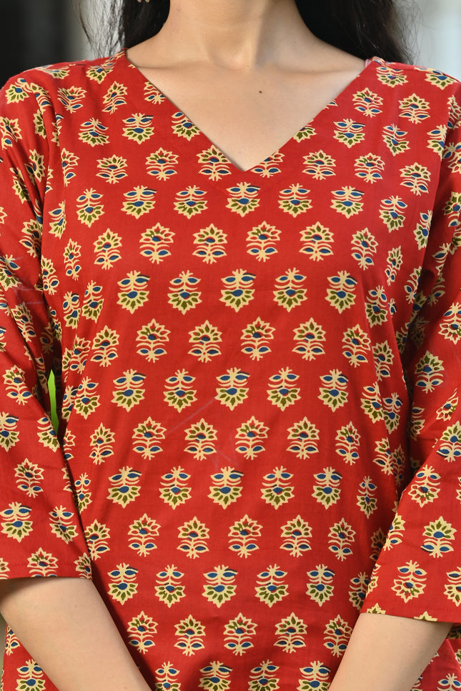 Rust Red Printed V-Neck Top for Women – Elegant Casual Wear