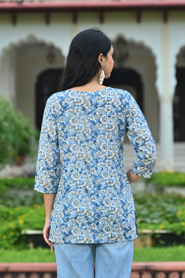Women's Sky Blue Floral Print V-Neck Casual Top – Stylish Everyday Wear
