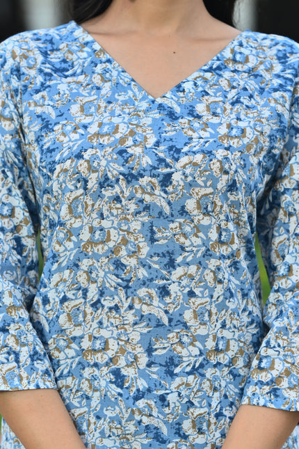 Women's Sky Blue Floral Print V-Neck Casual Top – Stylish Everyday Wear