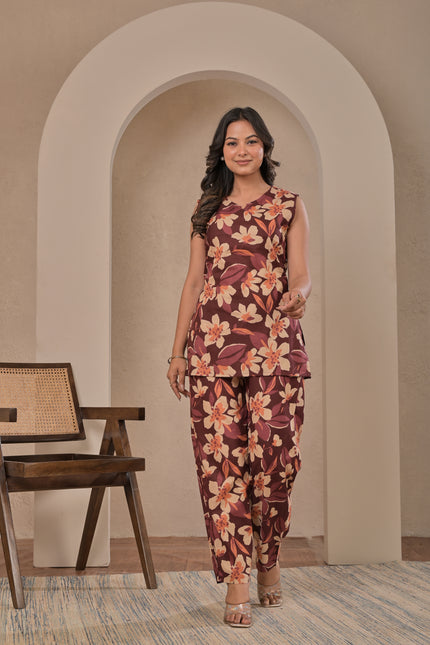 Women’s Maroon Floral Sleeveless Kurta Pant Co-Ord Set.