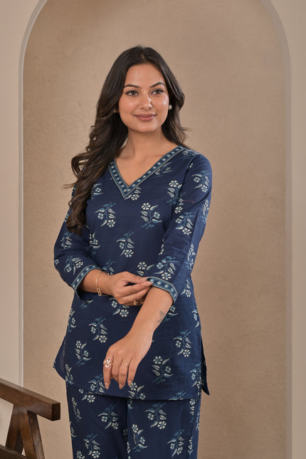 Floral Printed Navy Blue Kurta Pant Set for Women