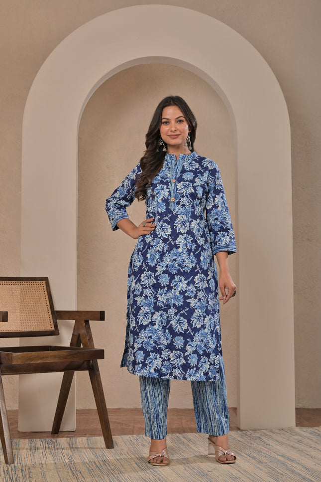 Blue Floral Printed Kurta with Pants for Women